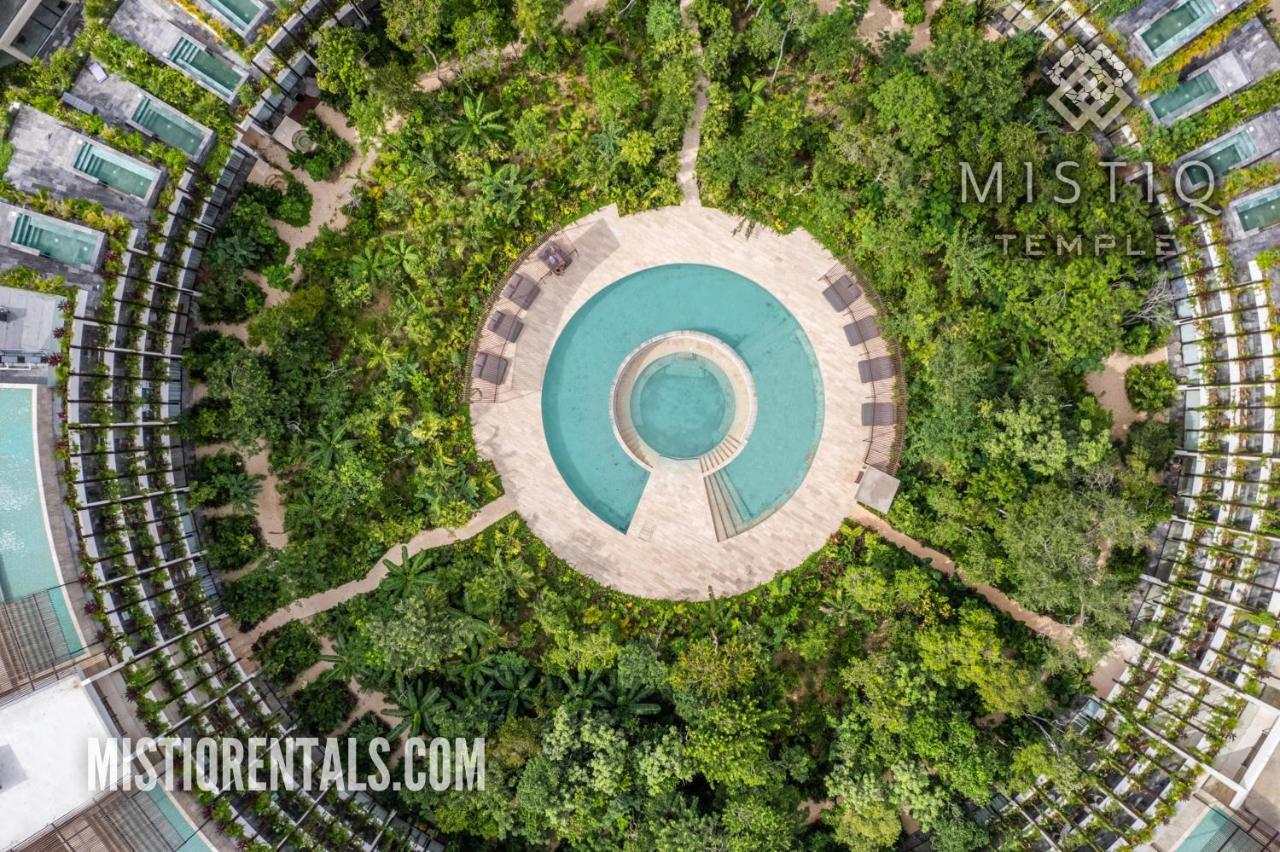Mistiq Temple II Luxury Apartment 툴룸 외부 사진
