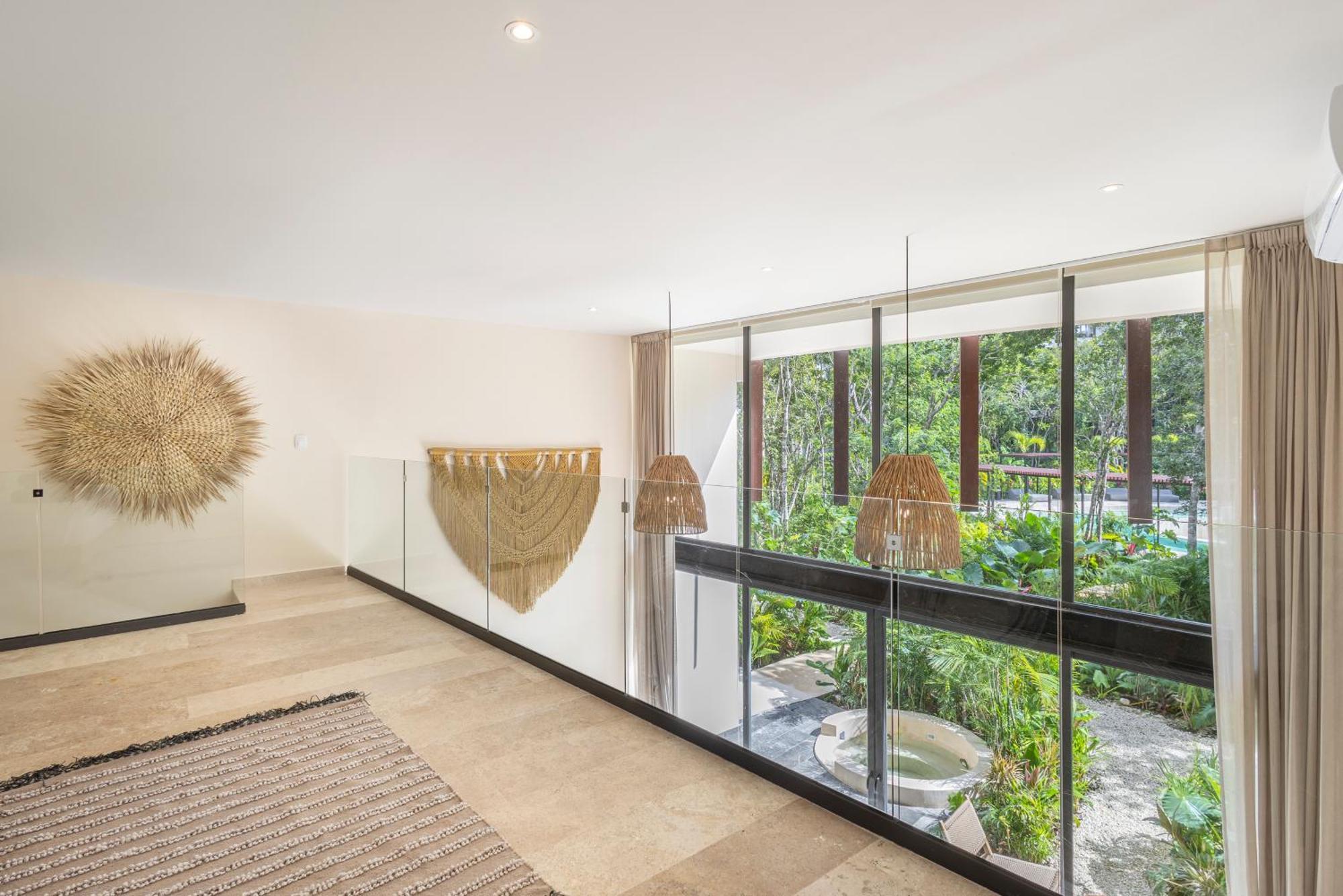Mistiq Temple II Luxury Apartment 툴룸 객실 사진