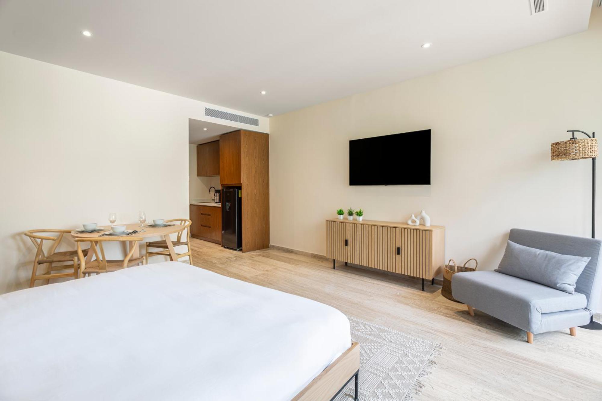 Mistiq Temple II Luxury Apartment 툴룸 객실 사진