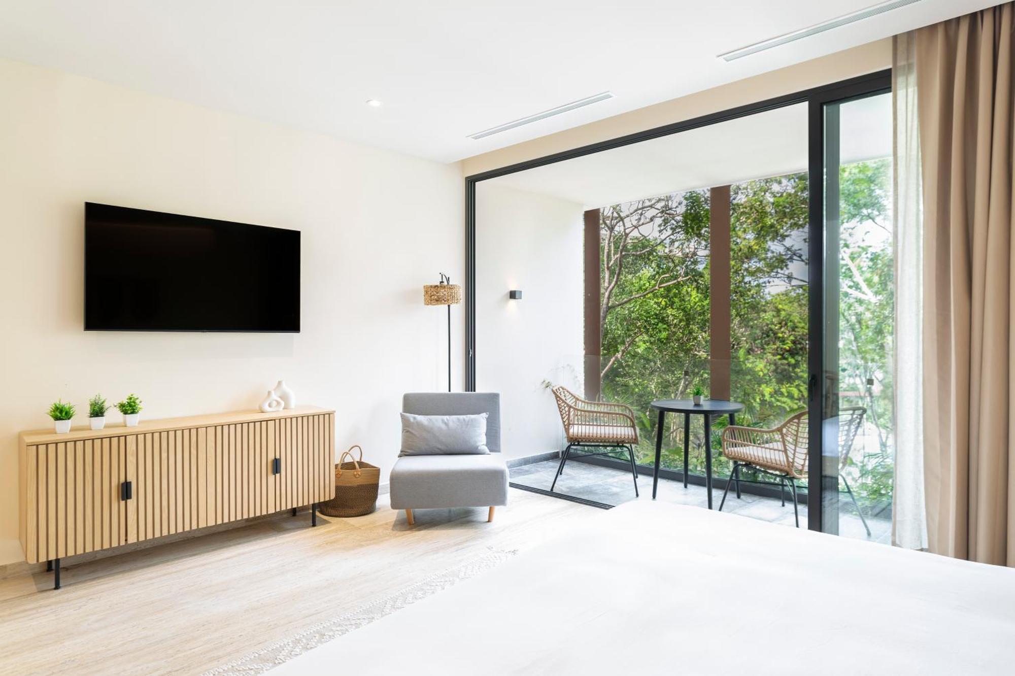 Mistiq Temple II Luxury Apartment 툴룸 객실 사진